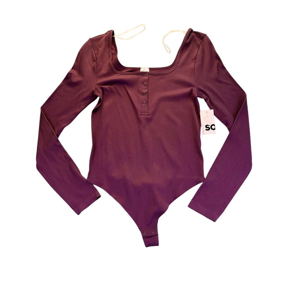 SO Seamless Button Front Bodysuit Waylan Berry Ribbed Henley L Layering Casual